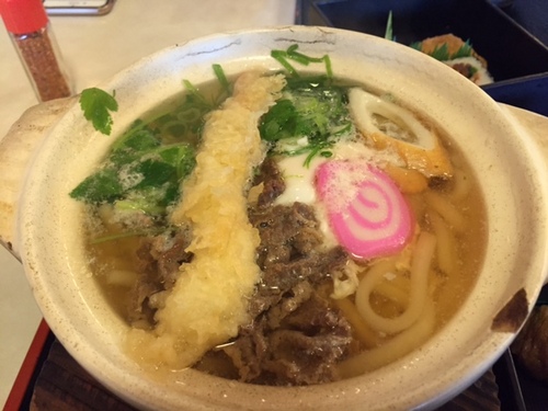 鍋焼きうどん